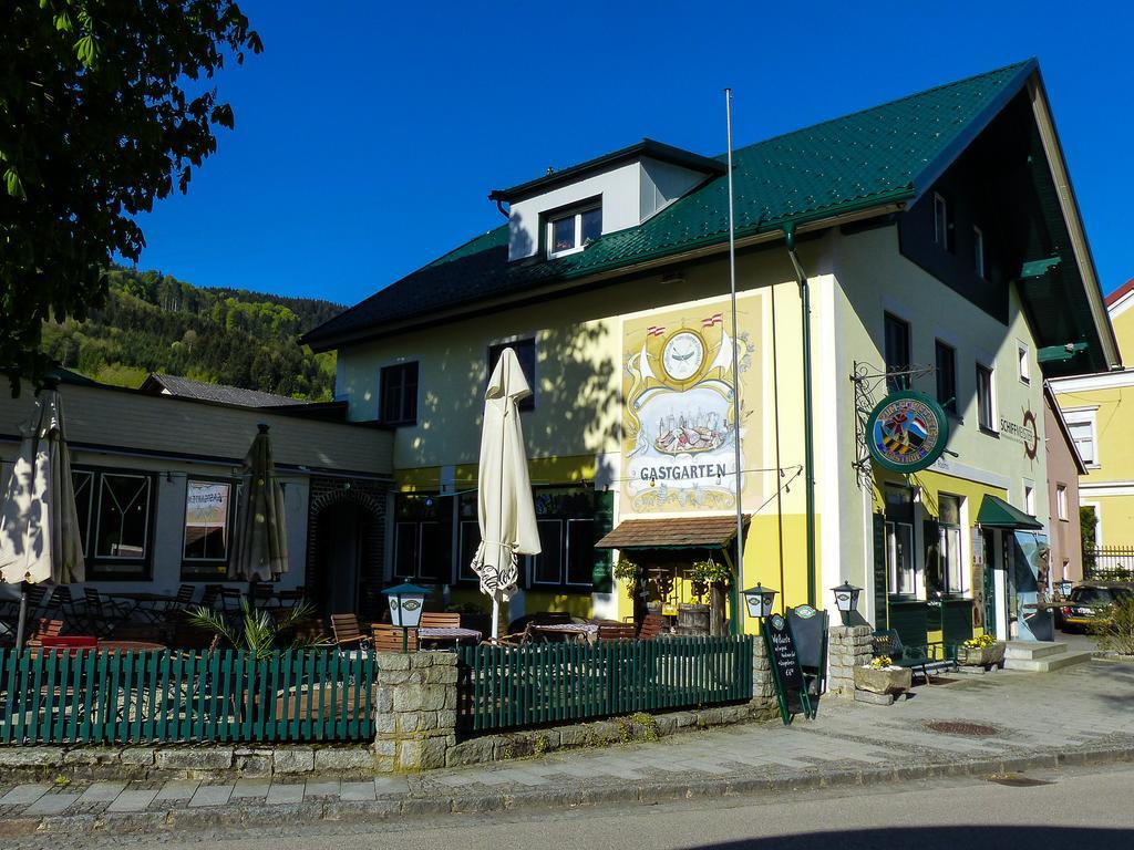 Hotel Zum Schiffmeister Wesenufer Exteriér fotografie